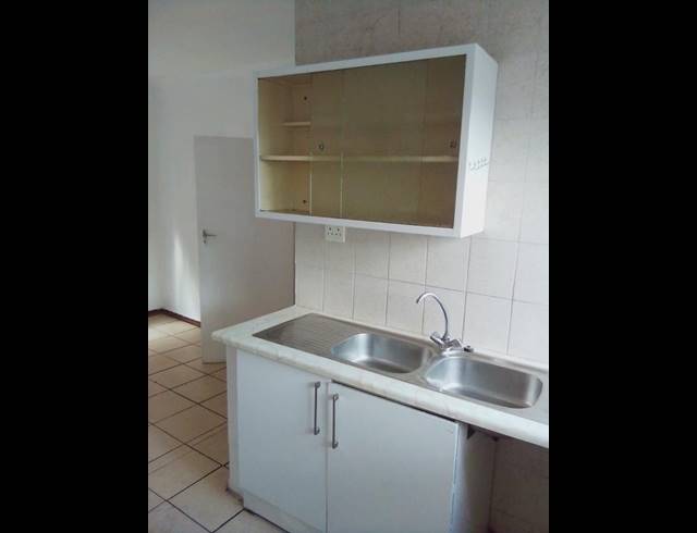 1 BEDROOM PROPERTY TO RENT IN PRIMROSE